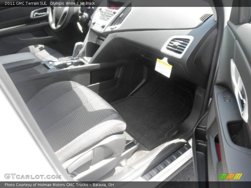 Olympic White / Jet Black 2011 GMC Terrain SLE