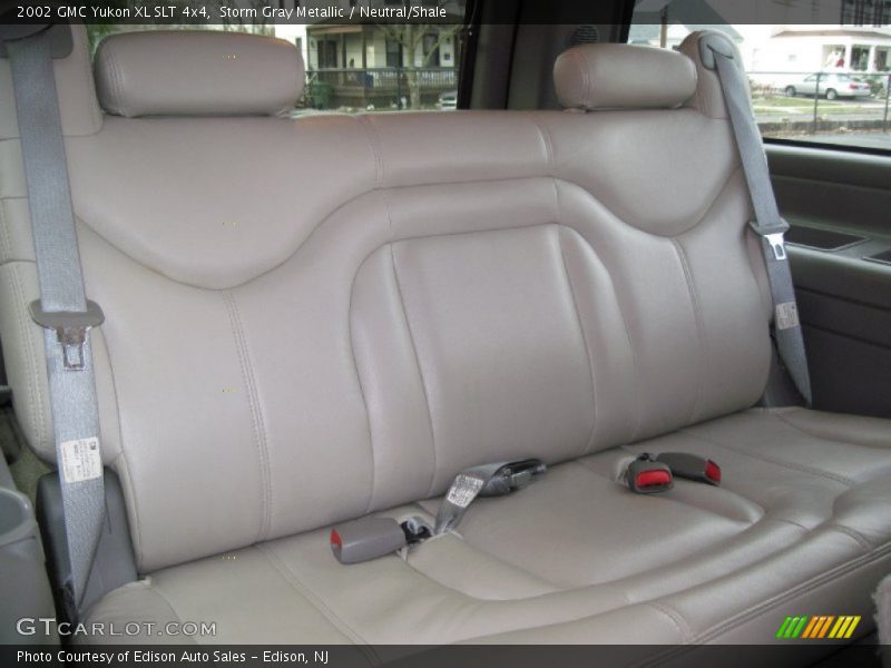 Storm Gray Metallic / Neutral/Shale 2002 GMC Yukon XL SLT 4x4