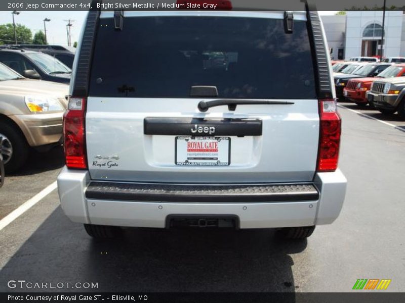 Bright Silver Metallic / Medium Slate Gray 2006 Jeep Commander 4x4