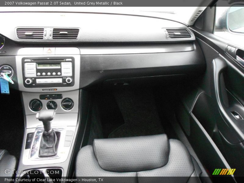 United Grey Metallic / Black 2007 Volkswagen Passat 2.0T Sedan