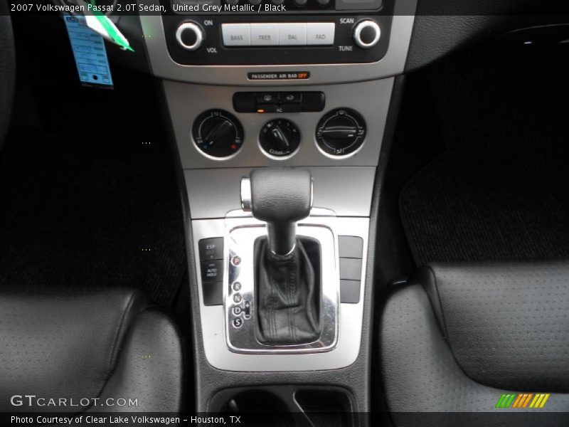 United Grey Metallic / Black 2007 Volkswagen Passat 2.0T Sedan