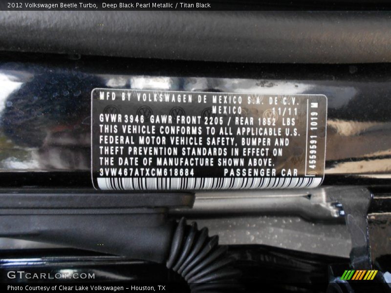 Deep Black Pearl Metallic / Titan Black 2012 Volkswagen Beetle Turbo