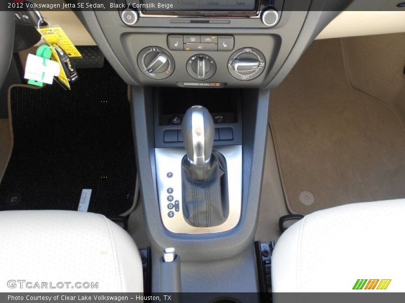 Black / Cornsilk Beige 2012 Volkswagen Jetta SE Sedan
