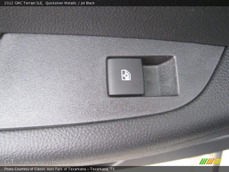 Quicksilver Metallic / Jet Black 2012 GMC Terrain SLE