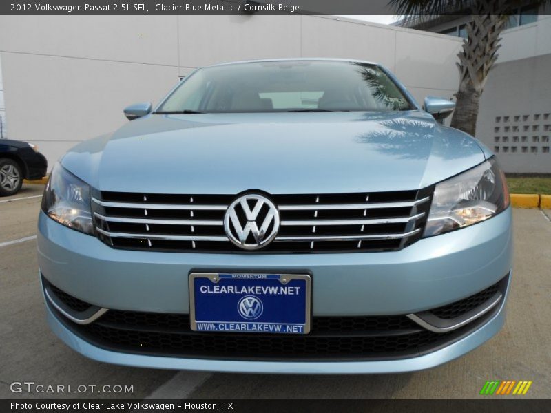 Glacier Blue Metallic / Cornsilk Beige 2012 Volkswagen Passat 2.5L SEL
