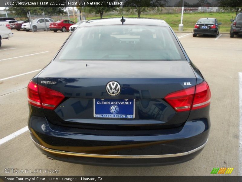 Night Blue Metallic / Titan Black 2012 Volkswagen Passat 2.5L SEL