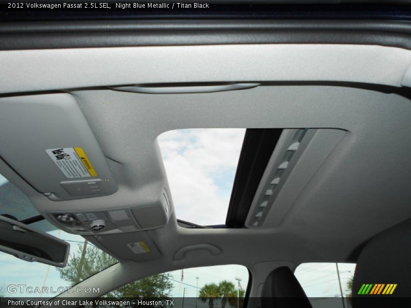 Night Blue Metallic / Titan Black 2012 Volkswagen Passat 2.5L SEL