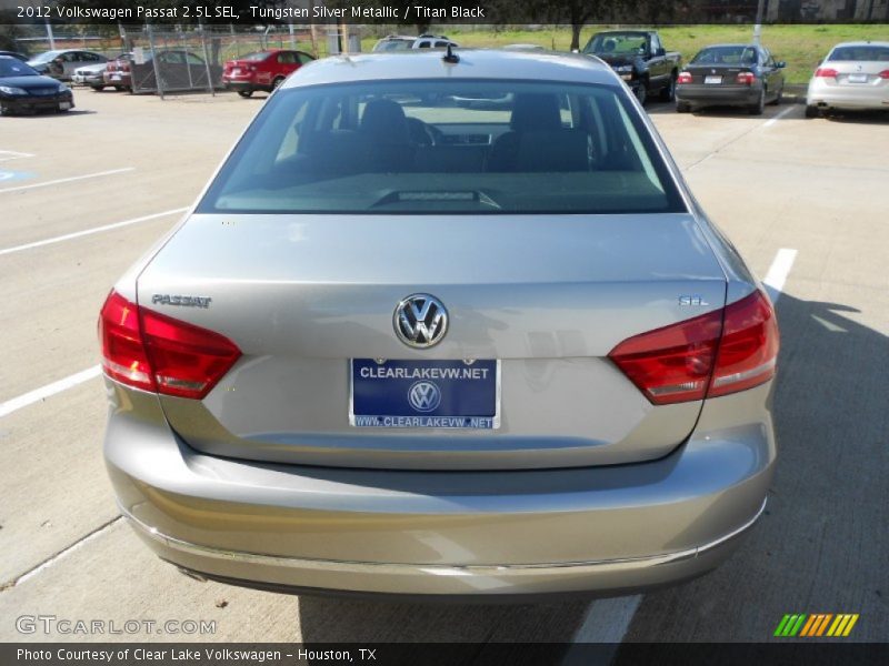 Tungsten Silver Metallic / Titan Black 2012 Volkswagen Passat 2.5L SEL