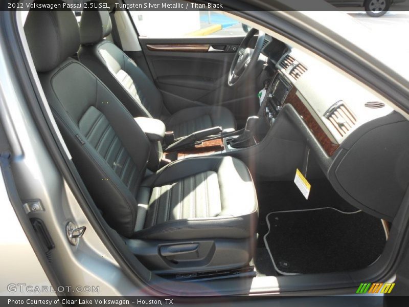 Tungsten Silver Metallic / Titan Black 2012 Volkswagen Passat 2.5L SEL