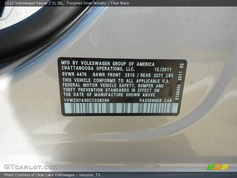 Tungsten Silver Metallic / Titan Black 2012 Volkswagen Passat 2.5L SEL