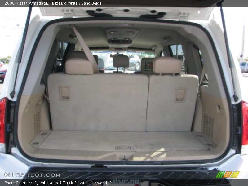Blizzard White / Sand Beige 2006 Nissan Armada SE