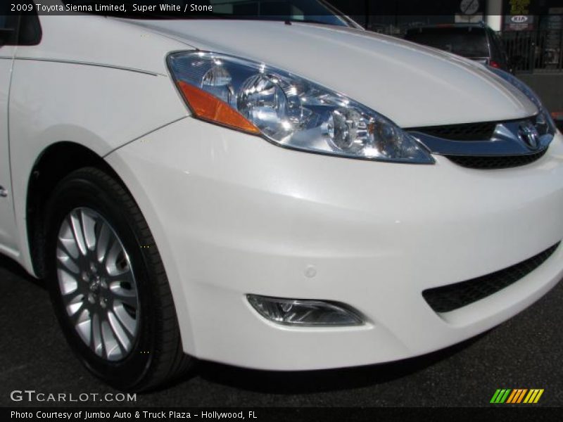 Super White / Stone 2009 Toyota Sienna Limited