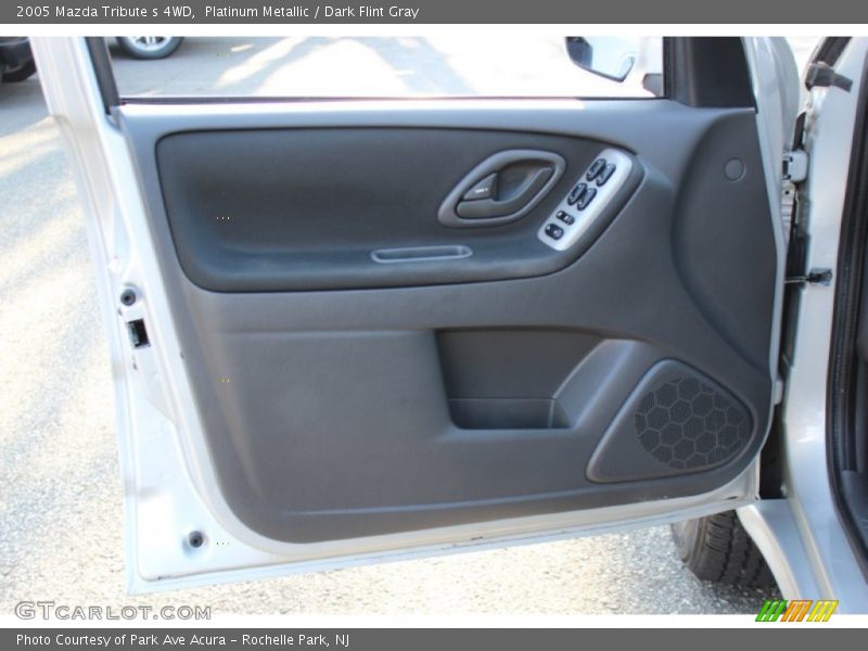 Platinum Metallic / Dark Flint Gray 2005 Mazda Tribute s 4WD