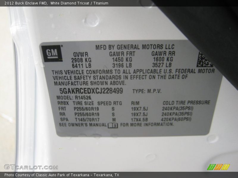 White Diamond Tricoat / Titanium 2012 Buick Enclave FWD