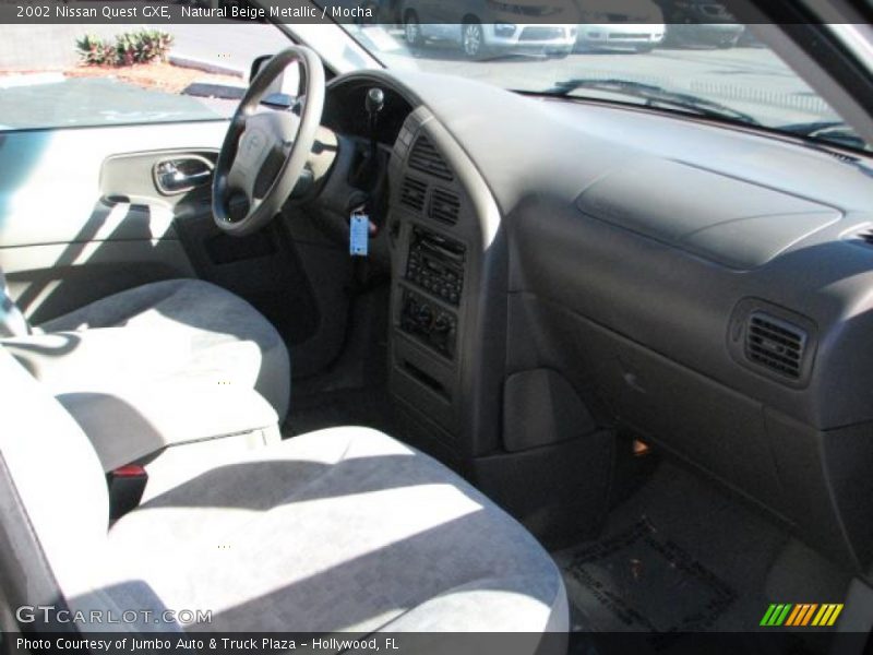Natural Beige Metallic / Mocha 2002 Nissan Quest GXE