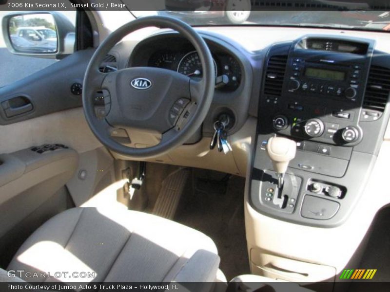Sunset Gold / Beige 2006 Kia Sedona LX