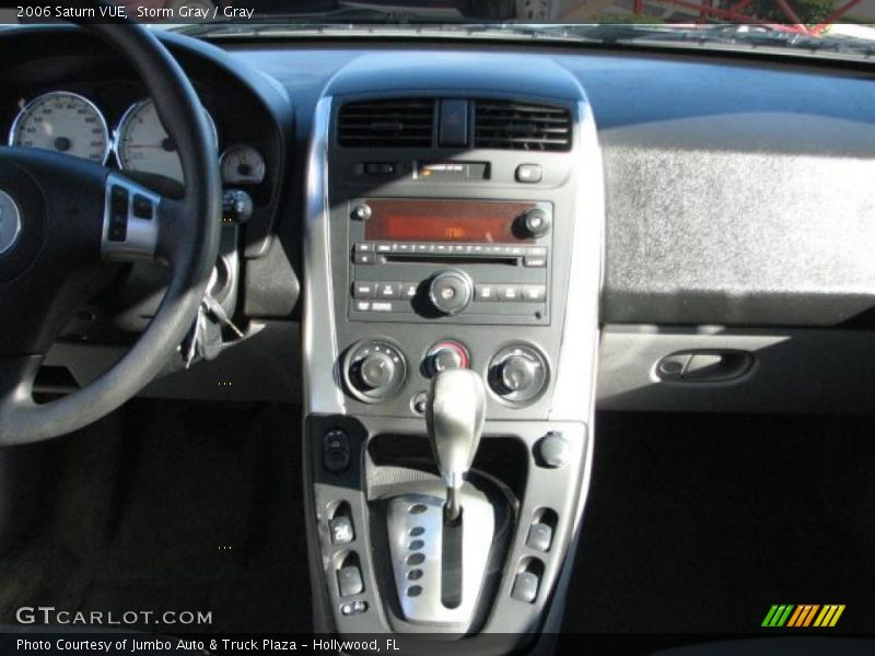 Storm Gray / Gray 2006 Saturn VUE