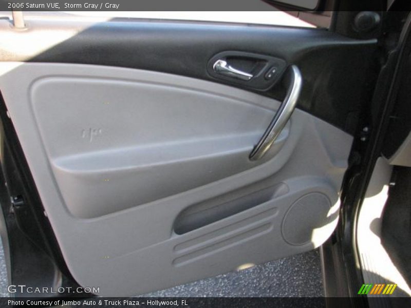 Storm Gray / Gray 2006 Saturn VUE