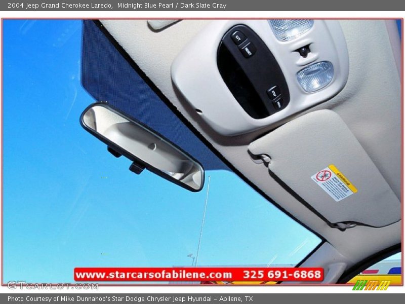 Midnight Blue Pearl / Dark Slate Gray 2004 Jeep Grand Cherokee Laredo