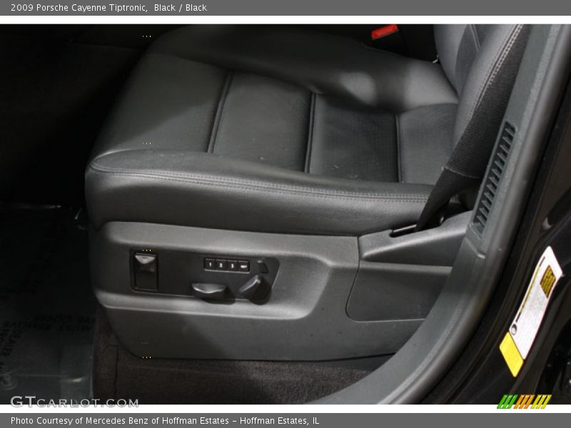 Controls of 2009 Cayenne Tiptronic