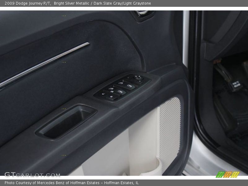 Bright Silver Metallic / Dark Slate Gray/Light Graystone 2009 Dodge Journey R/T