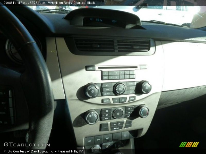 Vermillion Red / Charcoal Black 2008 Ford Focus SES Sedan