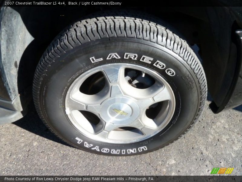 Black / Light Cashmere/Ebony 2007 Chevrolet TrailBlazer LS 4x4