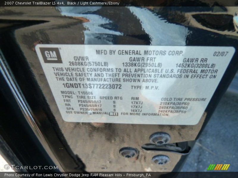 Black / Light Cashmere/Ebony 2007 Chevrolet TrailBlazer LS 4x4
