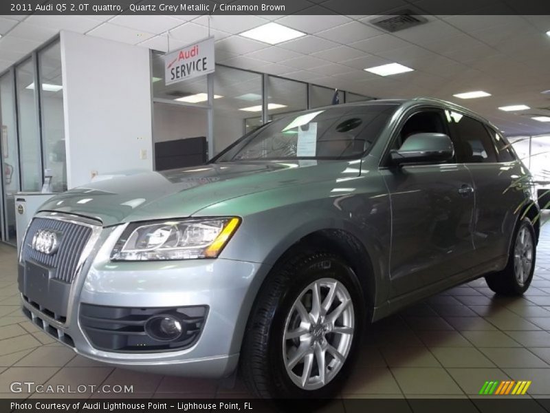 Quartz Grey Metallic / Cinnamon Brown 2011 Audi Q5 2.0T quattro