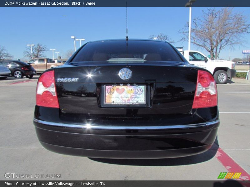Black / Beige 2004 Volkswagen Passat GL Sedan