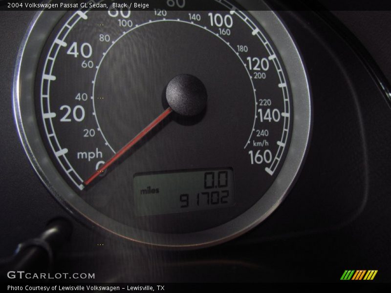 Black / Beige 2004 Volkswagen Passat GL Sedan