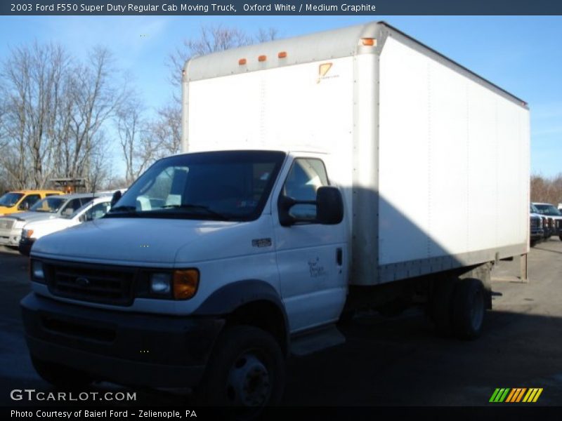 Oxford White / Medium Graphite 2003 Ford F550 Super Duty Regular Cab Moving Truck