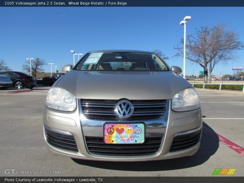 Wheat Beige Metallic / Pure Beige 2005 Volkswagen Jetta 2.5 Sedan
