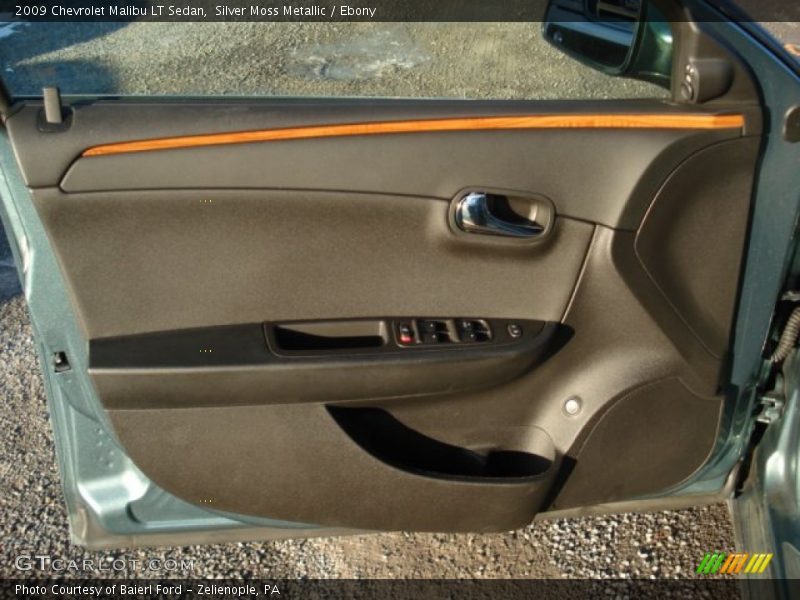 Door Panel of 2009 Malibu LT Sedan