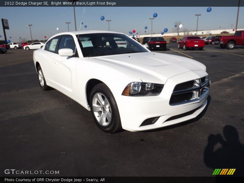 Bright White / Black/Light Frost Beige 2012 Dodge Charger SE