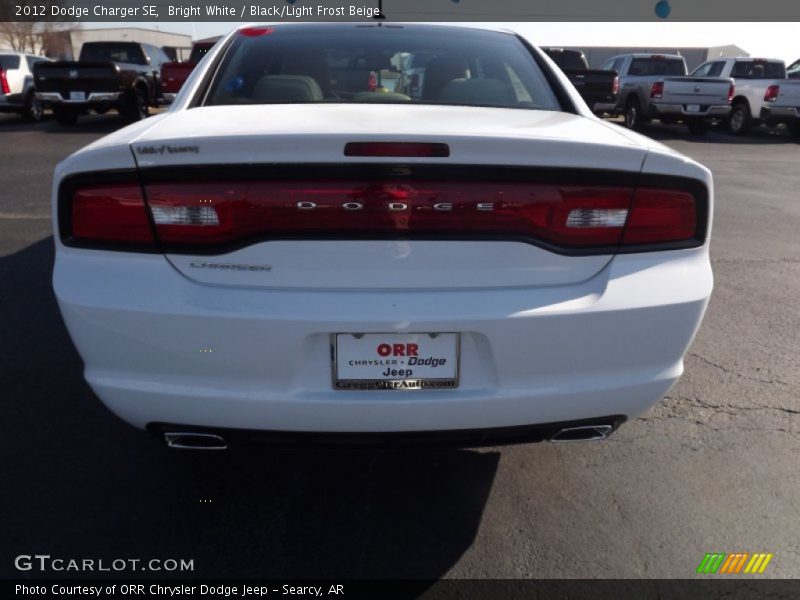 Bright White / Black/Light Frost Beige 2012 Dodge Charger SE