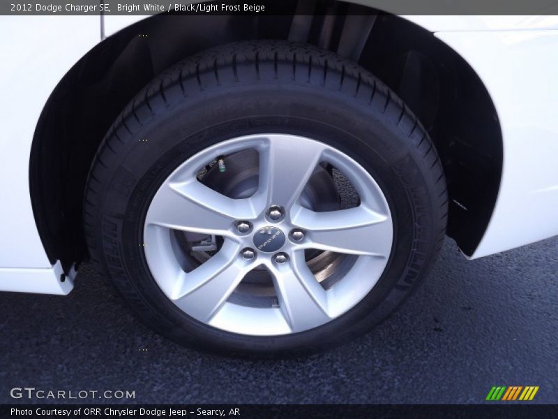 Bright White / Black/Light Frost Beige 2012 Dodge Charger SE