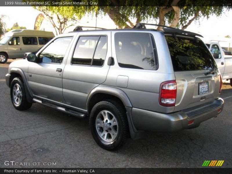Sierra Silver Metallic / Gray 1999 Nissan Pathfinder SE