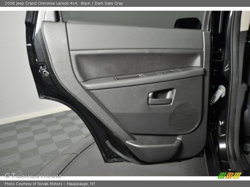 Door Panel of 2008 Grand Cherokee Laredo 4x4