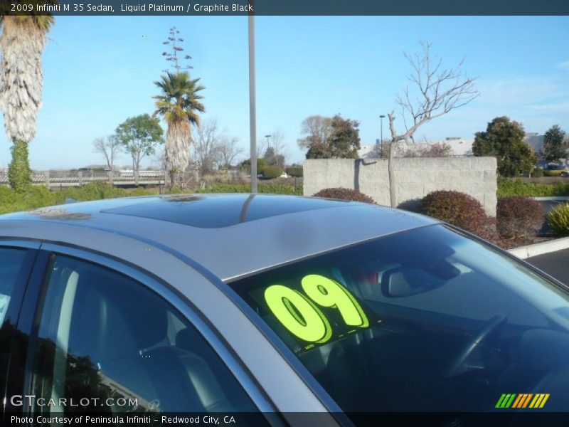 Liquid Platinum / Graphite Black 2009 Infiniti M 35 Sedan