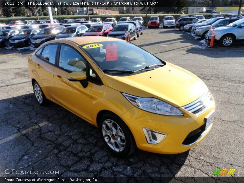 Yellow Blaze Metallic Tri-Coat / Charcoal Black/Blue Cloth 2011 Ford Fiesta SEL Sedan