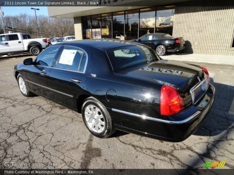 Black / Black 2011 Lincoln Town Car Signature Limited