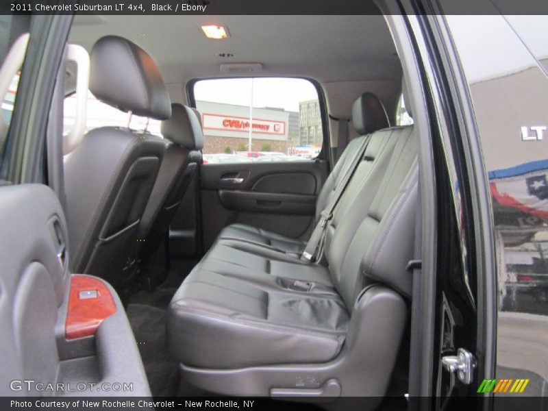Black / Ebony 2011 Chevrolet Suburban LT 4x4