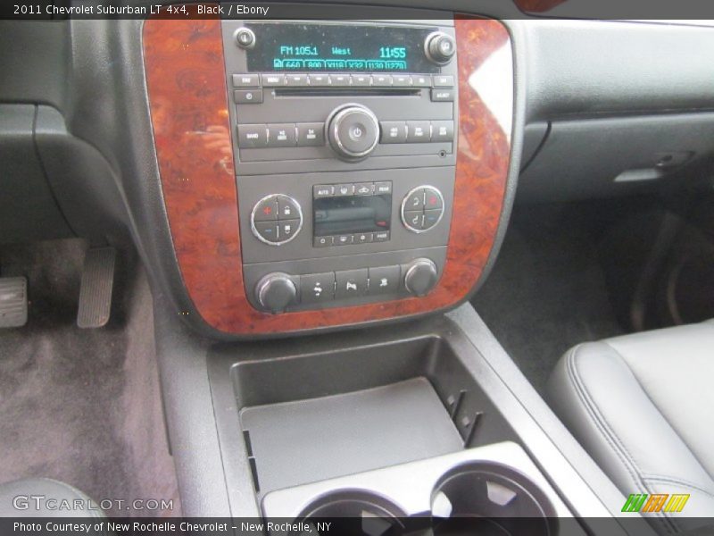 Black / Ebony 2011 Chevrolet Suburban LT 4x4