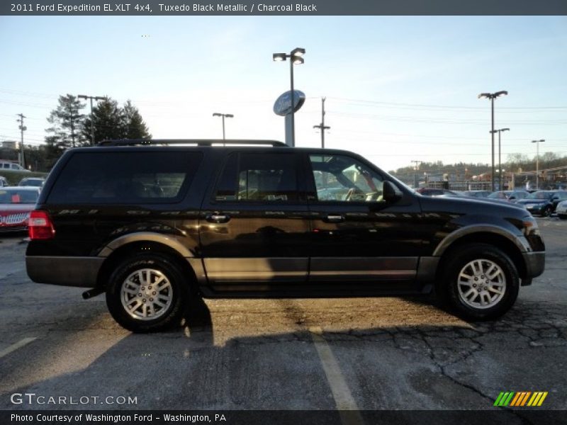 Tuxedo Black Metallic / Charcoal Black 2011 Ford Expedition EL XLT 4x4
