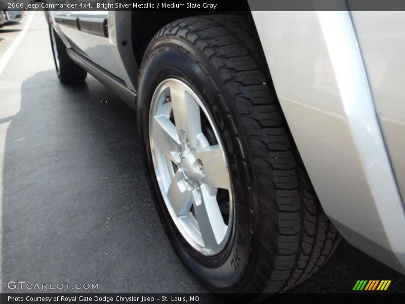 Bright Silver Metallic / Medium Slate Gray 2006 Jeep Commander 4x4