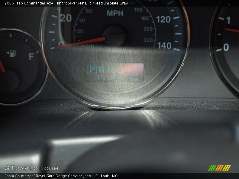 Bright Silver Metallic / Medium Slate Gray 2006 Jeep Commander 4x4