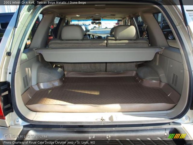 Tuscan Beige Metallic / Stone Beige 2001 Infiniti QX4 4x4