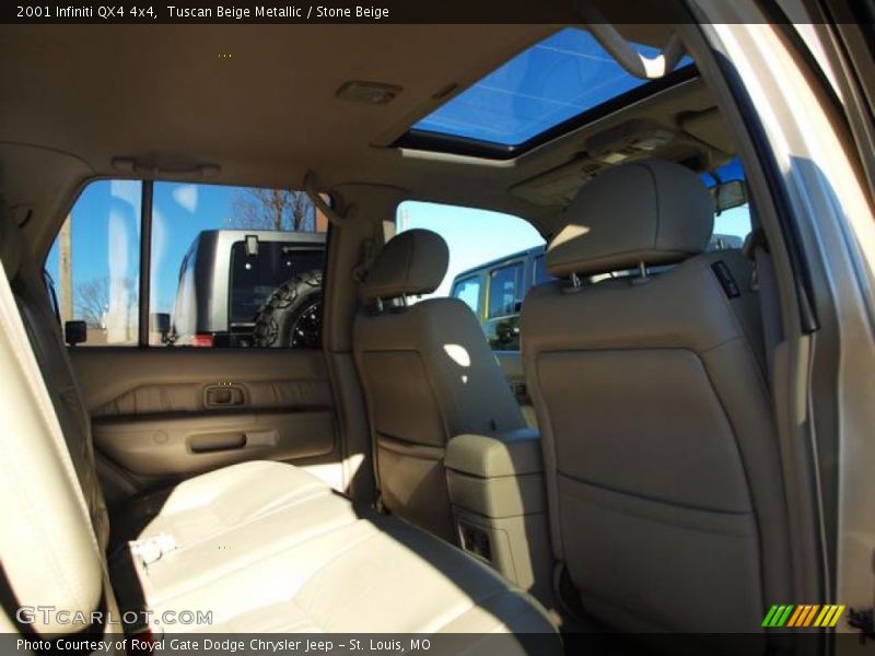 Tuscan Beige Metallic / Stone Beige 2001 Infiniti QX4 4x4