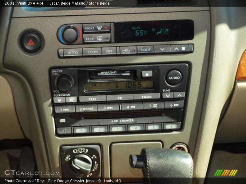 Tuscan Beige Metallic / Stone Beige 2001 Infiniti QX4 4x4